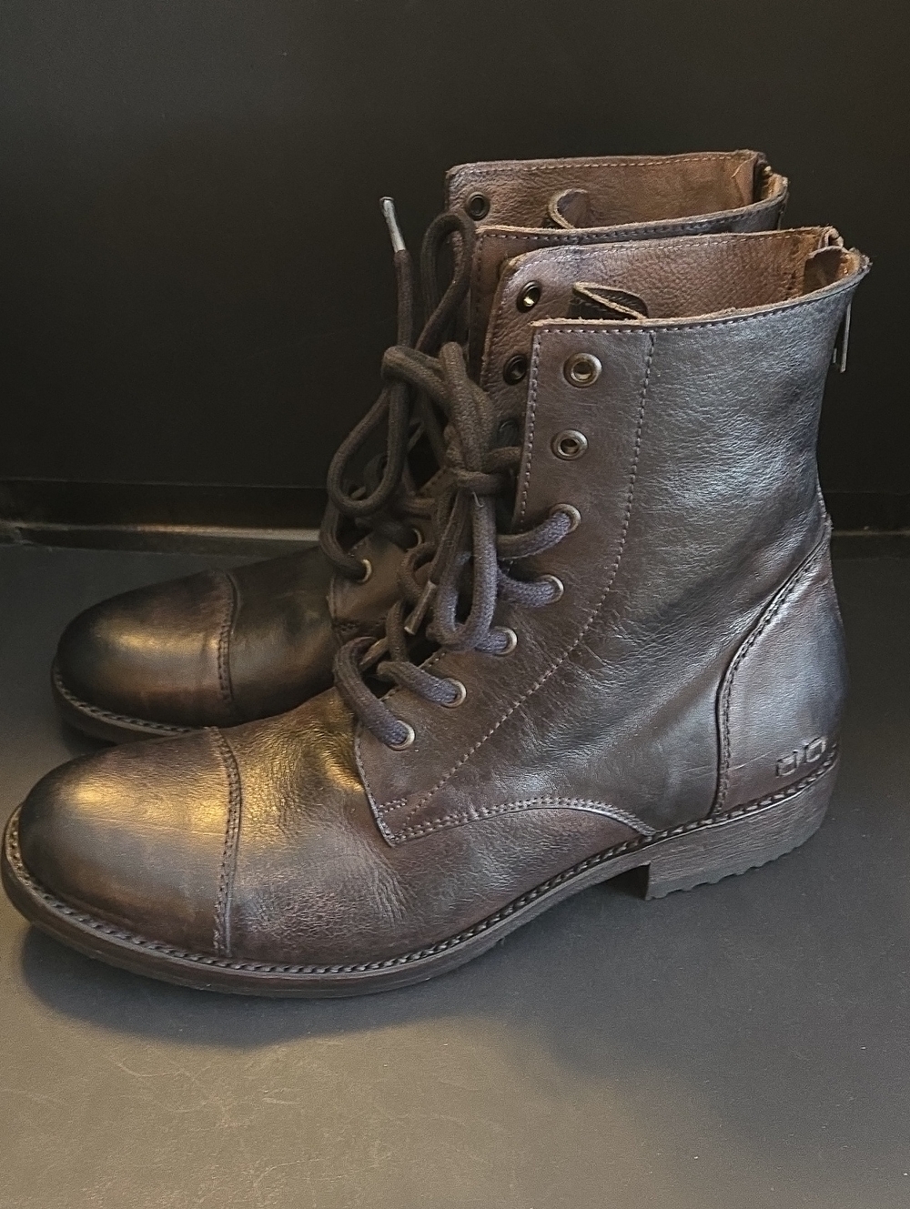 Bed Stu Men's Black Cobbler Leather Lace-Up Combat Boots. Size 10.5